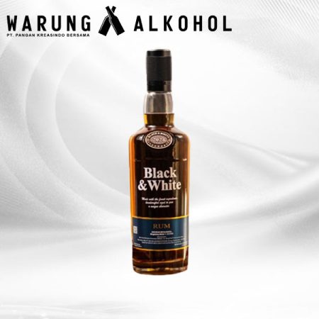 BLACK & WHITE RUM 700ML